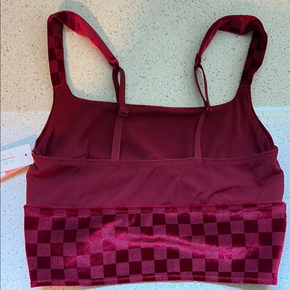 Target Colsie Red Velvet Textured Bra - Picture 3 of 3